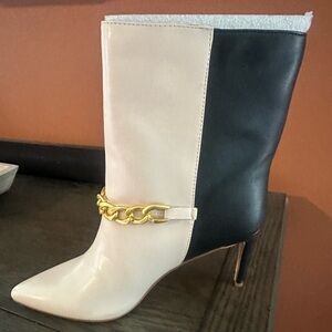 Chinese Laundry Elisha chainlink booties